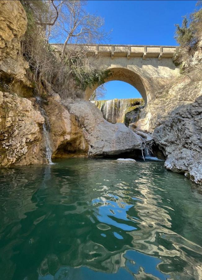 Sous Les Etoiles En Provence, Gite Les Grands Chenes Lurs Exterior foto